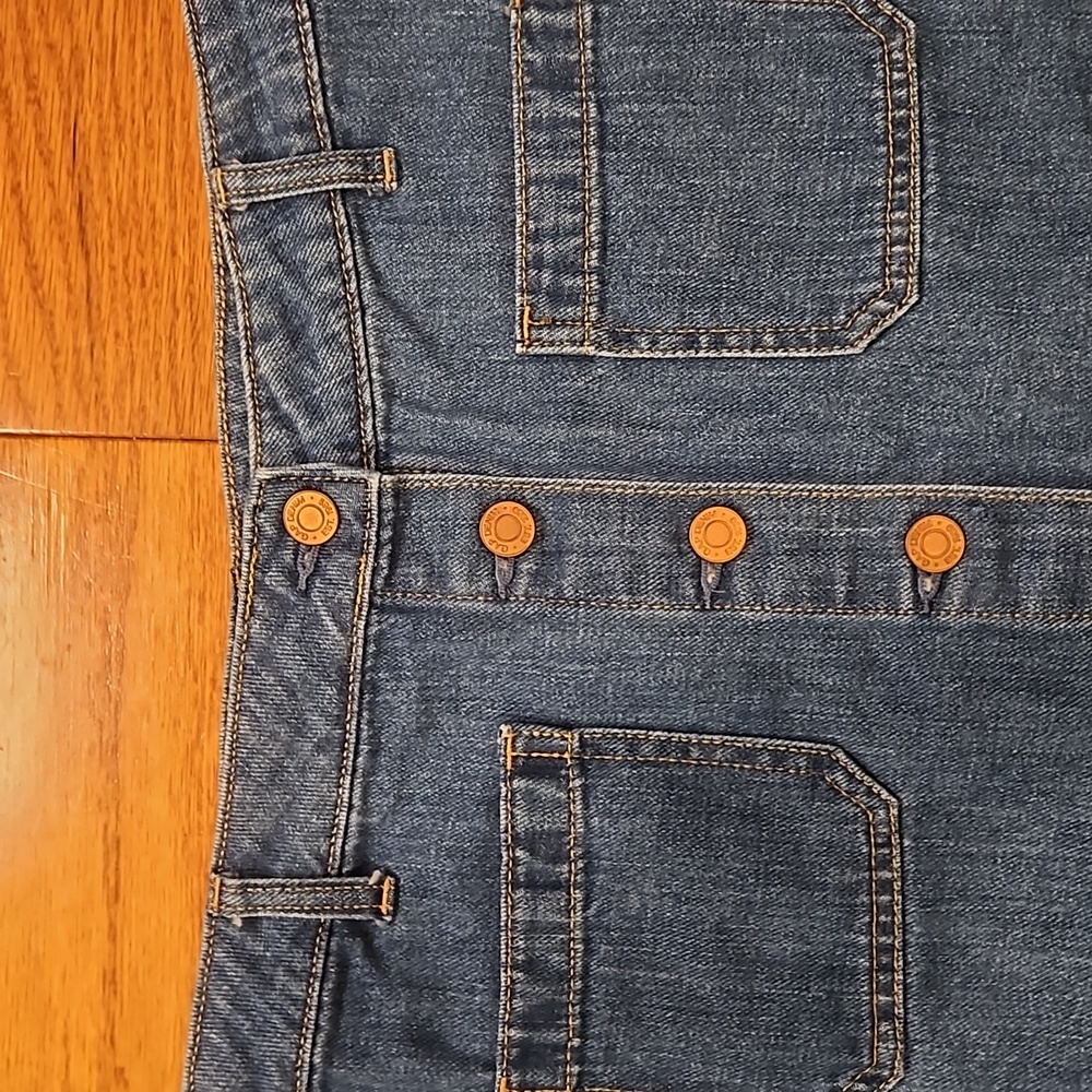 Gap Denim Skirt with Front Buttons - Picture 2 of 8